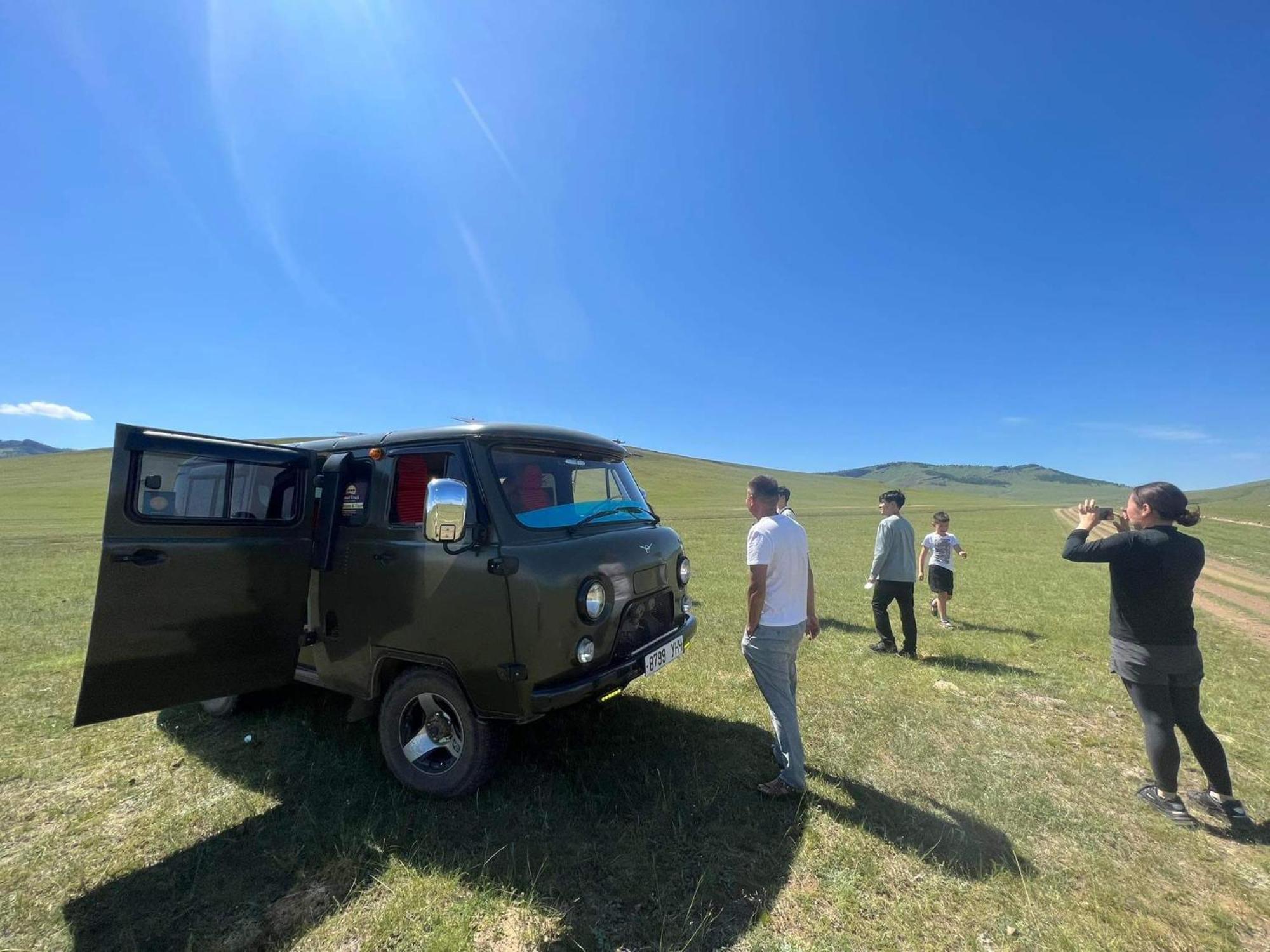 Camel Track Guesthouse And Tour Operator Llc Ulaanbaatar Bagian luar foto